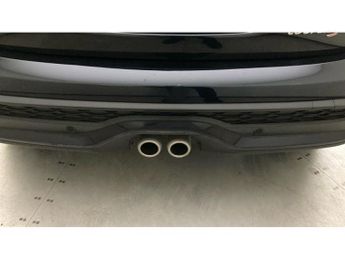 MINI Hatchback 2.0 Cooper S Exclusive 3dr Auto Petrol Hatchback