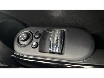 MINI Hatchback 135kW Cooper S Level 3 33kWh 3dr Auto Electric Hatchback