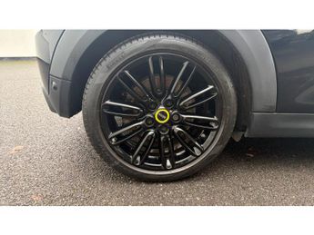 MINI Hatchback 135kW Cooper S Level 3 33kWh 3dr Auto Electric Hatchback