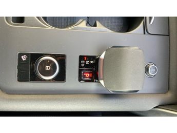 Land Rover Discovery 3.0 D300 Dynamic SE 5dr Auto Diesel Station Wagon