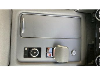 Land Rover Discovery 3.0 D300 Dynamic SE 5dr Auto Diesel Station Wagon