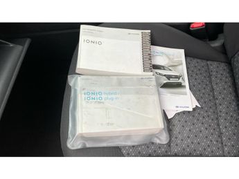Hyundai IONIQ 1.6 GDi Plug-in Hybrid Premium 5dr DCT Hatchback