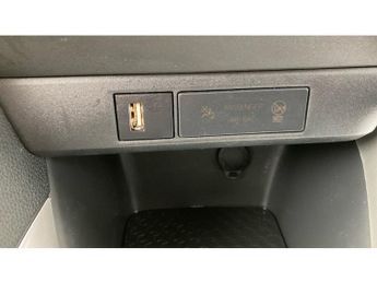 Toyota Yaris 1.5 Hybrid Icon 5dr CVT Hybrid Hatchback