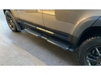 Land Rover Defender 3.0 D250 X-Dynamic HSE 110 5dr Auto Diesel Estate