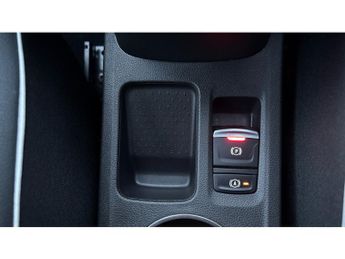 Renault Captur 1.6 E-Tech full hybrid 145 Techno 5dr Auto Hybrid Hatchback