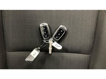 Hyundai KONA 1.6 GDi Hybrid Premium 5dr DCT Hybrid Hatchback