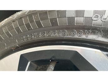 Nissan Juke 1.6 Hybrid Tekna 5dr Auto Hybrid Hatchback