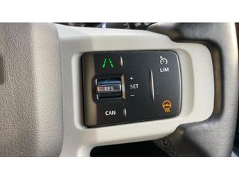 Land Rover Defender 3.0 D250 X-Dynamic SE 90 3dr Auto Diesel Estate