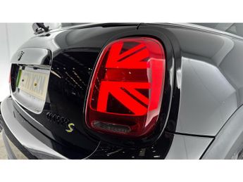 MINI Hatchback 135kW Cooper S Shadow Edition 33kWh 3dr Auto Electric Hatchback