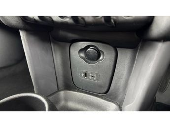MINI Hatchback 1.5 Cooper 3dr Auto Petrol Hatchback
