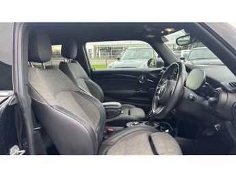 MINI Hatchback 135kW Cooper S Level 2 33kWh 3dr Auto Electric Hatchback