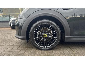 MINI Hatchback 135kW Cooper S Level 2 33kWh 3dr Auto Electric Hatchback