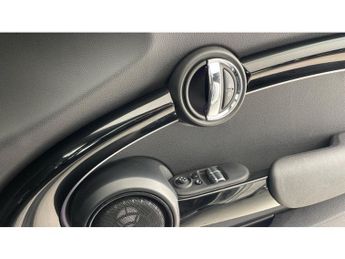 MINI Hatchback 135kW Cooper S Level 3 33kWh 3dr Auto Electric Hatchback