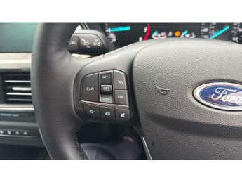 Ford Focus 1.0 EcoBoost Hybrid mHEV 155 Titanium 5dr Auto Petrol Hatchback