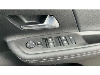 Vauxhall Mokka 100kW Ultimate 50kWh 5dr Auto Electric Hatchback