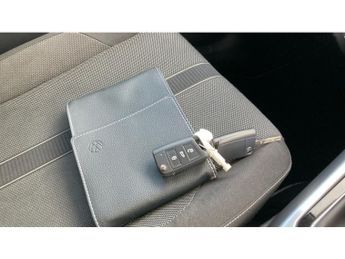 Volkswagen T-Roc 1.5 TSI Life 5dr DSG Petrol Hatchback