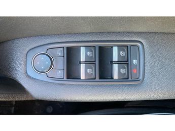 Renault Captur 1.6 E-Tech full hybrid 145 Techno 5dr Auto Hybrid Hatchback