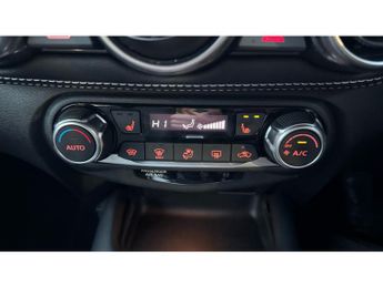 Nissan Juke 1.6 Hybrid Tekna 5dr Auto Hybrid Hatchback