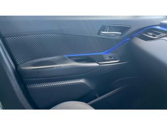 Toyota C-HR 2.0 Hybrid Dynamic 5dr CVT Hybrid Hatchback