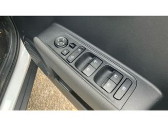 Hyundai INSTER 85kW 02 49kWh 5dr Auto Electric Hatchback