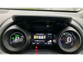 Toyota Yaris 1.5 Hybrid Design 5dr CVT Hybrid Hatchback