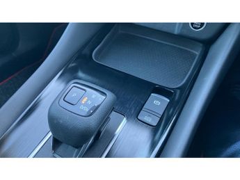 Nissan Qashqai 1.3 DiG-T MH 158 N-Connecta 5dr Xtronic Petrol Hatchback
