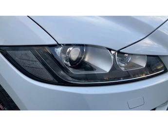 Jaguar F-Pace 2.0d [180] Chequered Flag 5dr Auto AWD Diesel Estate