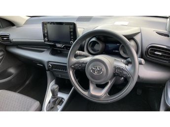 Toyota Yaris 1.5 Hybrid Design 5dr CVT Hybrid Hatchback