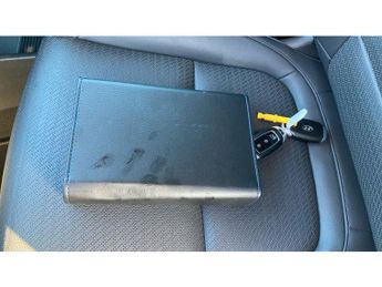 Hyundai KONA 150kW Premium SE 64kWh 5dr Auto Electric Hatchback