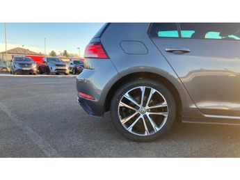 Volkswagen Golf 2.0 TDI R-Line 5dr DSG Diesel Hatchback