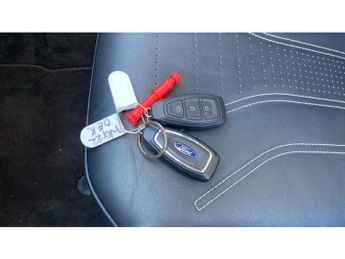 Ford Kuga 2.5 FHEV Vignale 5dr CVT Hybrid Estate