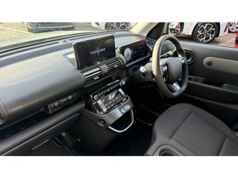 Hyundai INSTER 85kW 01 49kWh 5dr Auto Electric Hatchback