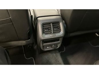 Volkswagen Tiguan 2.0 TDI 200 4Motion R-Line 5dr DSG Diesel Estate