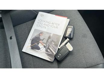 Toyota Corolla 1.8 VVT-i Hybrid Design 5dr CVT [Panoramic Roof] Hybrid Hatchbac