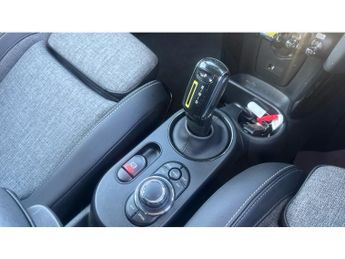 MINI Hatchback 135kW Cooper S Level 2 33kWh 3dr Auto Electric Hatchback