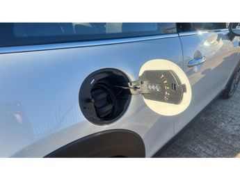 MINI Hatchback 135kW Cooper S Level 2 33kWh 3dr Auto Electric Hatchback