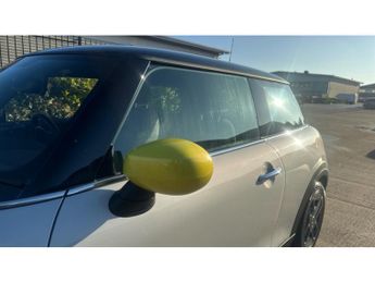 MINI Hatchback 135kW Cooper S Level 2 33kWh 3dr Auto Electric Hatchback