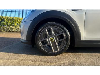 MINI Hatchback 135kW Cooper S Level 2 33kWh 3dr Auto Electric Hatchback