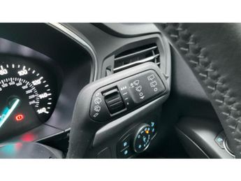 Ford Focus 1.5 EcoBlue 120 Titanium 5dr Auto Diesel Hatchback