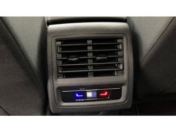 Volkswagen Golf 1.5 eTSI Active 5dr DSG Petrol Hatchback