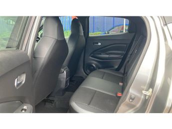 Nissan Juke 1.0 DiG-T 114 N-Connecta 5dr DCT Petrol Hatchback