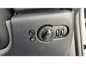 MINI Hatchback 135kW Cooper S Level 2 33kWh 3dr Auto Electric Hatchback