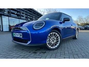 MINI Cooper 160kW SE Exclusive 54kWh 3dr Auto Electric Hatchback