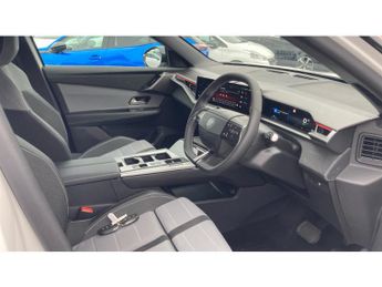 Vauxhall Grandland 157kW GS 73kWh 5dr Auto Electric Hatchback