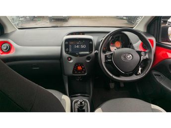 Toyota Aygo 1.0 VVT-i X-Trend TSS 5dr x-shift Petrol Hatchback