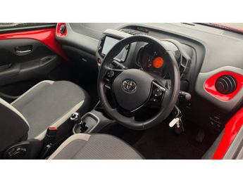 Toyota Aygo 1.0 VVT-i X-Trend TSS 5dr x-shift Petrol Hatchback