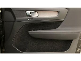 Volvo XC40 1.5 T3 [163] Inscription 5dr Geartronic Petrol Estate