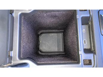 Land Rover Discovery Diesel 3.0 D300 R-Dynamic HSE Commercial Auto