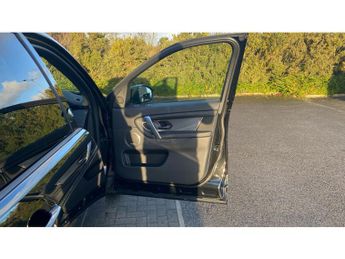 Land Rover Discovery Sport 2.0 D200 Dynamic SE 5dr Auto [5 Seat] Diesel Station Wagon