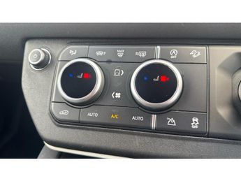 Land Rover Defender 3.0 D250 X-Dynamic SE 110 5dr Auto Diesel Estate